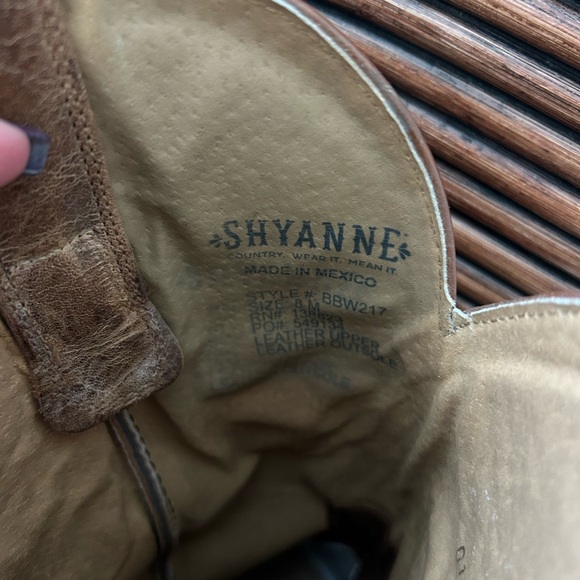 NWT Shyanne Boots - Picture 3 of 3